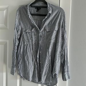Gap boyfriend fit blouse